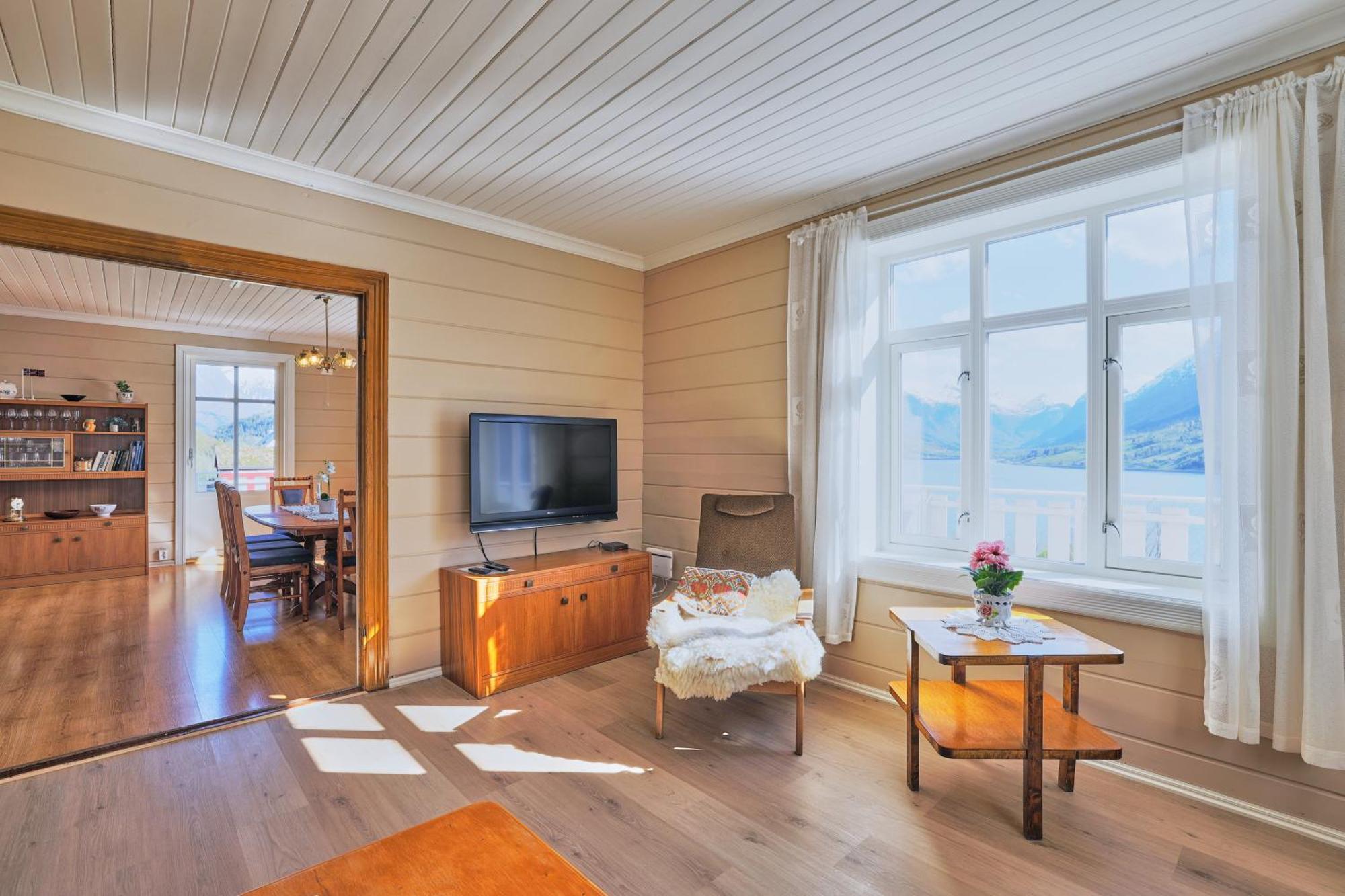 Gamlehuset Rake Villa Stryn Eksteriør bilde
