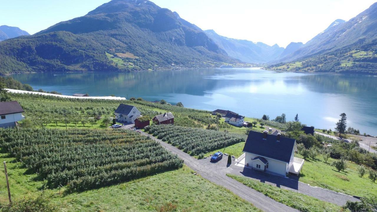 Gamlehuset Rake Villa Stryn Eksteriør bilde